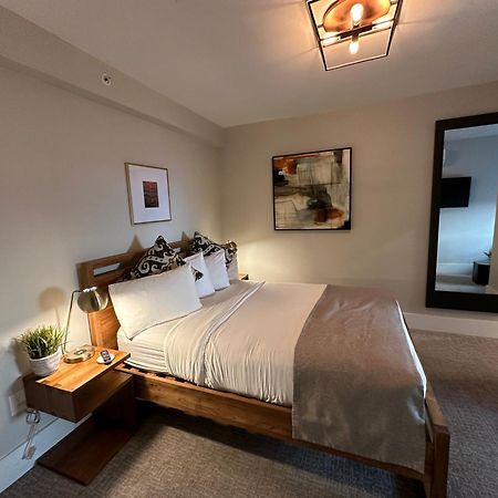 Entire Modern 7 Unit 7 Bath Boutique Inn Newport Exterior photo