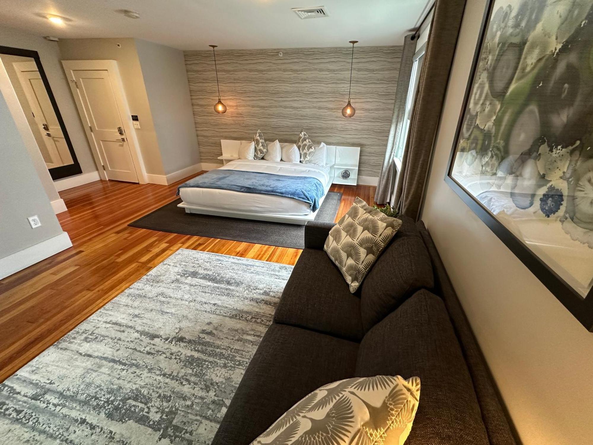 Entire Modern 7 Unit 7 Bath Boutique Inn Newport Exterior photo